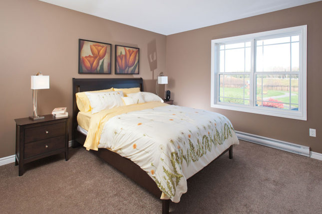 Häuser und Ferienhäuser in Kanada - www.goldenlakeestates.com