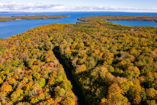 Grundstücke in Kanada -www.immobilien-goldenlake.com