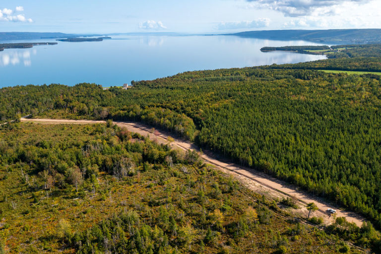 Golden Lake Estates Ltd. - Immobilien in Kanada