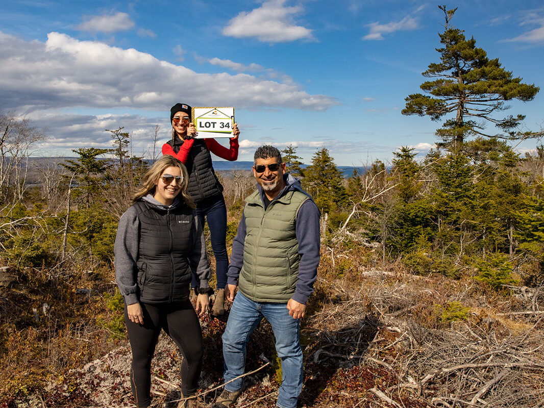 Grundstück mit Traumblick und idyllischem Bach in Cape Breton Island