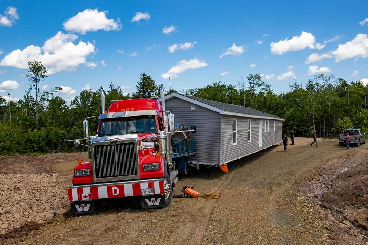 Geschafft! Das Mini Home steht