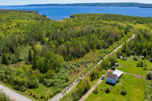 Eine Immobilie in Kanada - nur 1 Minute bis zum See!