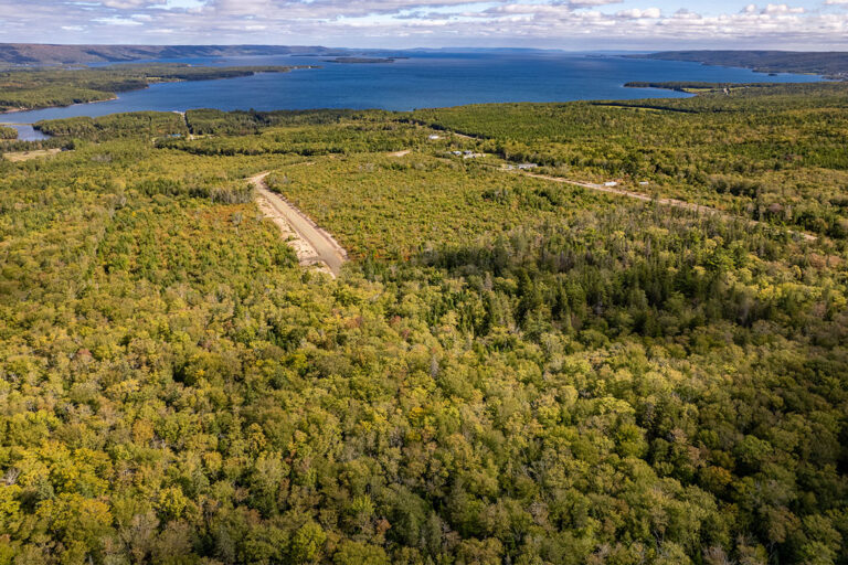 86.000qm Abenteuer-Grundstück für alle Natur-Liebhaber
