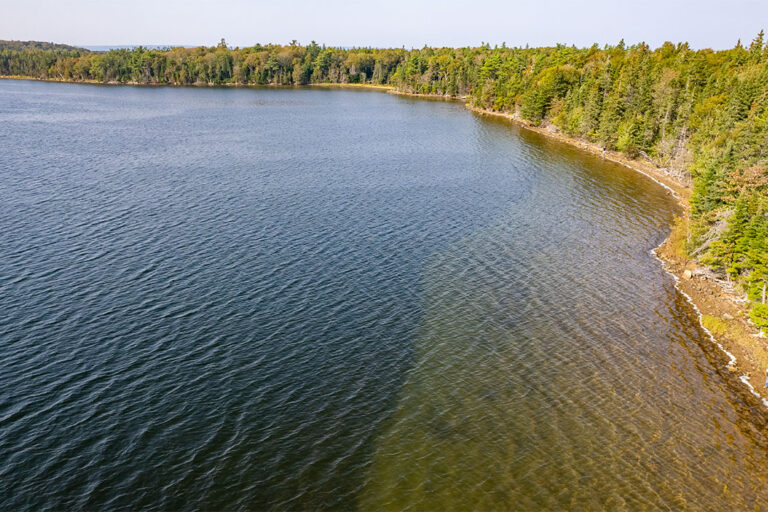 Wassergrundstück mit eigenem Ufer in Kanada, Cape Breton Island