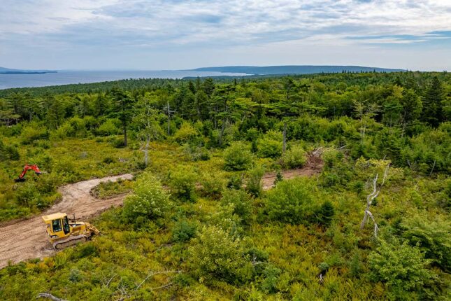 Die Vorbereitung eines Grundstück für den Bau eines Hauses in Cape Breton Island, Kanada