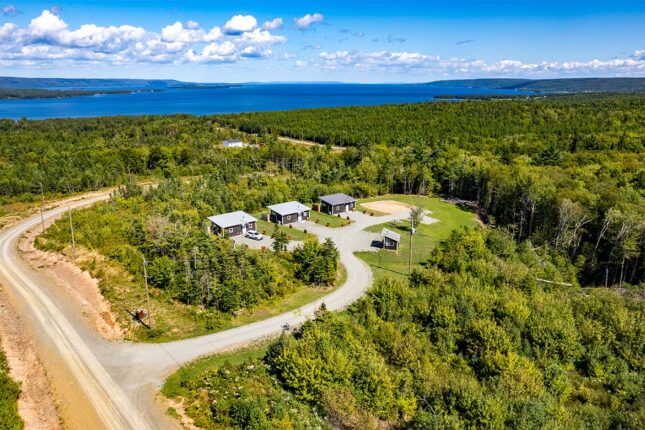Die Vorbereitung eines Grundstück für den Bau eines Hauses in Cape Breton Island, Kanada