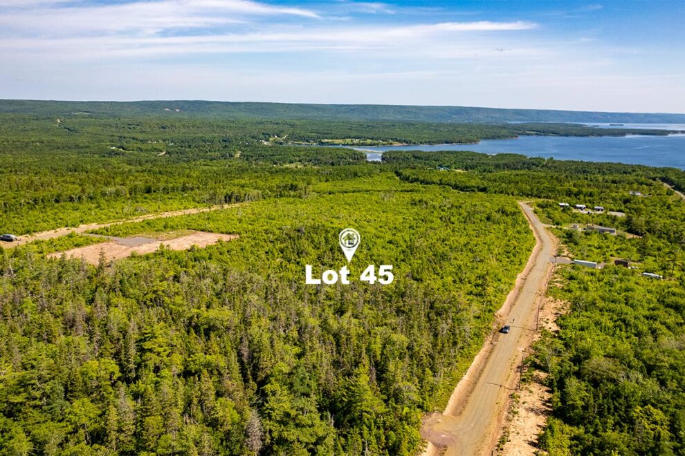 Traumhaftes Grundstück mit Wasserblick in Kanada – 9.860 m² Natur pur